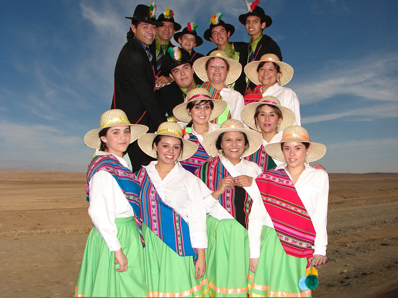 Sauzal Folkloric Dance Group